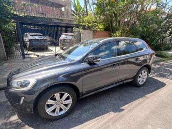 VOLVO XC60 2.0 T5 KINETIC GASOLINA 4P AUTOMÁTICO
